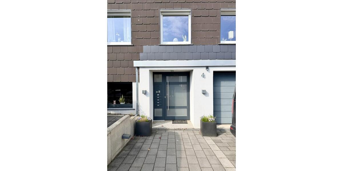 Etagenwohnung Bochum Höntrop - 3.5 Zimmer, 90 m&sup2;, 1.100&euro; | Angebot:26003850
