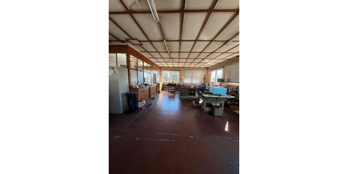 Gewerbeobjekt Solingen - 1.610&euro; | Angebot:25956888