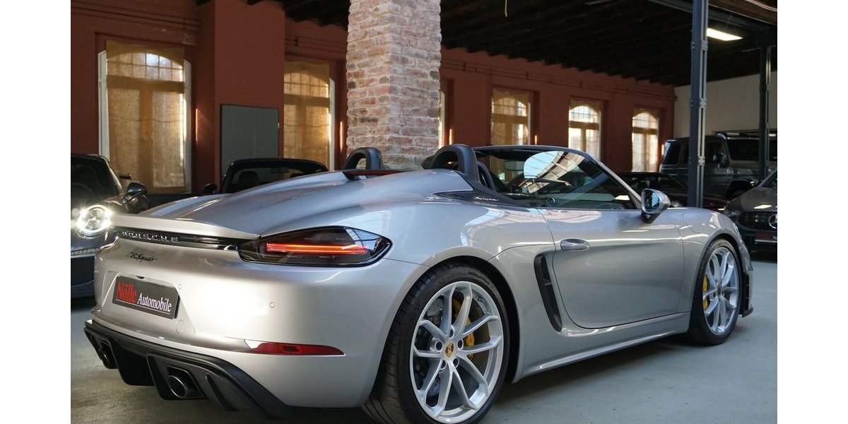Porsche Cayman 718 Spyder PCCB 918 PDLS+ Approved 7.890 km 118.900 &euro; Wuppertal 42327