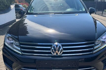 VW Touareg 247.900 km 14.990 &euro; Ratingen 40885