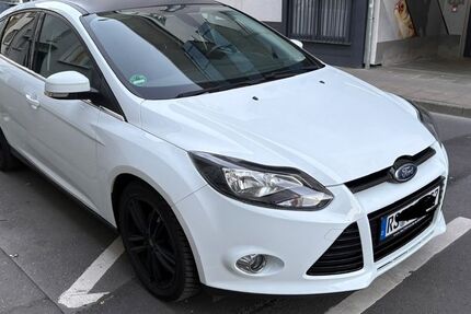 Ford Focus 162.000 km 6.000 &euro; Remscheid 42853