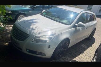 Opel Insignia 295.000 km 3.000 &euro; Radevormwald 42477