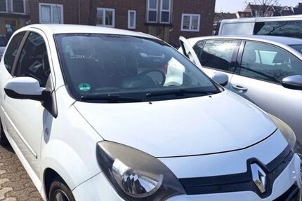 Renault Twingo 134.576 km 3.490 &euro; Herne 44652