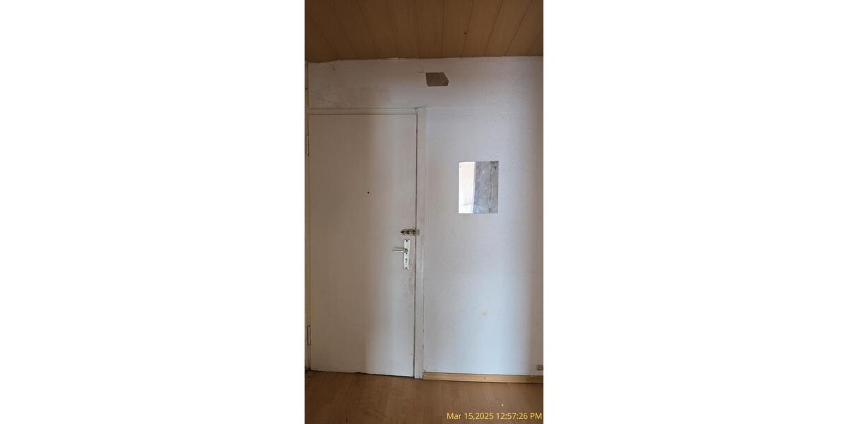 Etagenwohnung Duisburg Duisburg-Mitte - 1 Zimmer, 90 m&sup2;, 650&euro; | Angebot:27568874