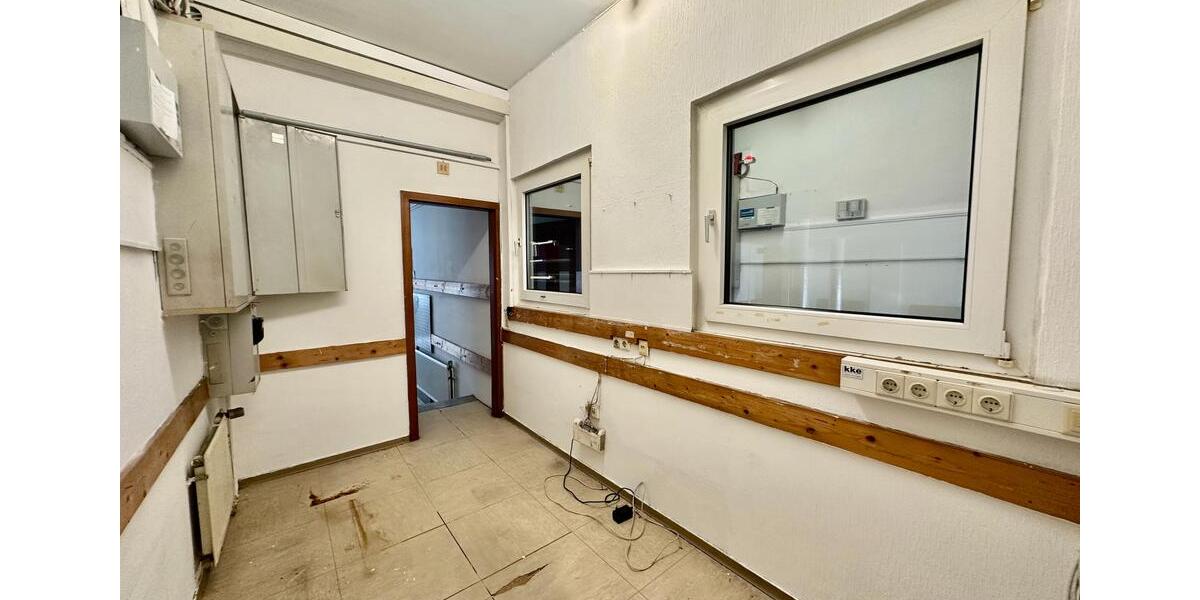 Gewerbeobjekt Essen Stadtbezirk VIII - 4.650&euro; | Angebot:25858219