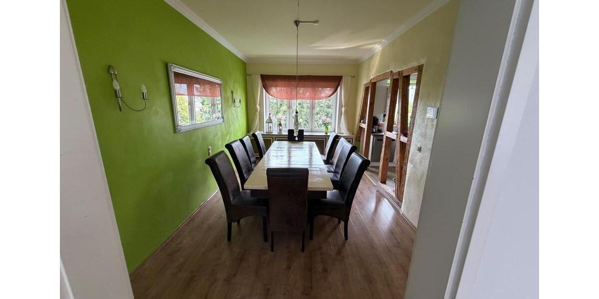 Einfamilienhaus Remscheid Reinshagen - 10 Zimmer, 250 m&sup2;, 425.000&euro; | Angebot:27519774