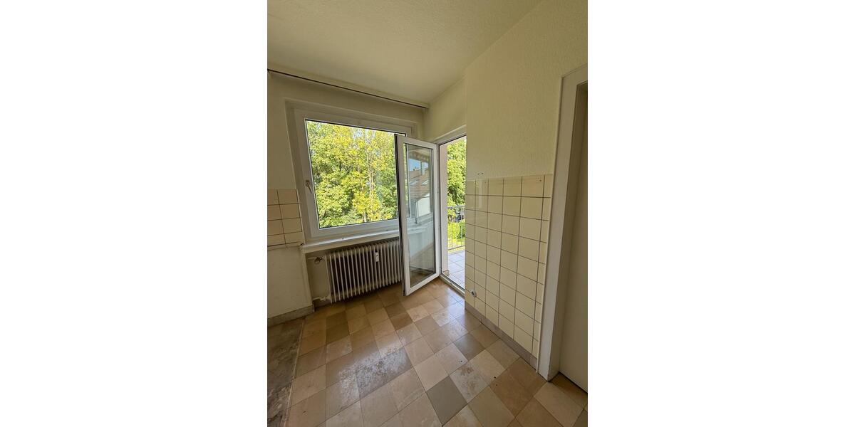 Etagenwohnung Wuppertal Lichtenplatz - 3 Zimmer, 100 m&sup2;, 1.570&euro; | Angebot:25900243