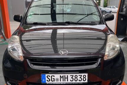 Daihatsu Sirion 130.000 km 2.800 &euro; Solingen 42719