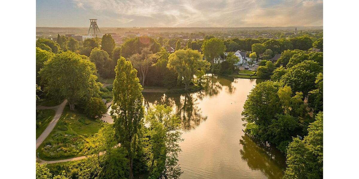 Etagenwohnung Bochum Bochum-Nord - 3.5 Zimmer, 110 m&sup2;, 2.200&euro; | Angebot:25715692