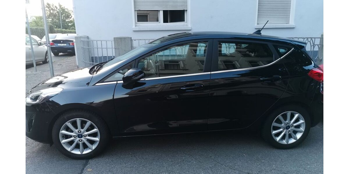 Ford Fiesta 123.000 km 8.800 &euro; Wuppertal 42277