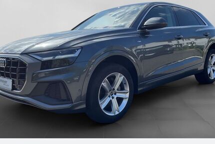 Audi Q8 40.743 km 59.980 &euro; Duisburg 47059