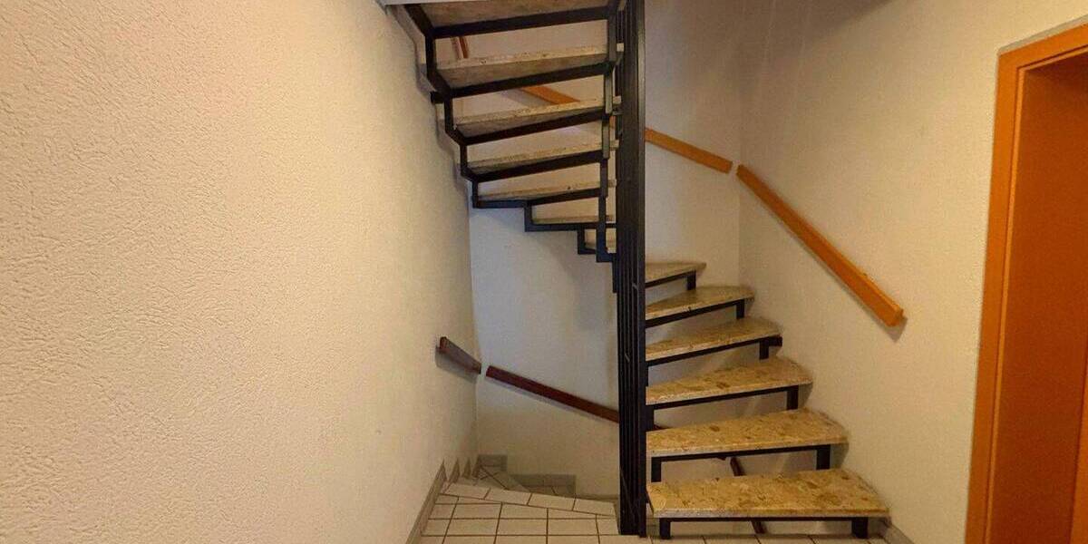 Etagenwohnung Burscheid - 2 Zimmer, 72 m&sup2;, 215.000&euro; | Angebot:26824821