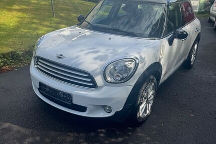Mini Countryman D (Cooper) 188.995 km 5.555 &euro; Remscheid 42857
