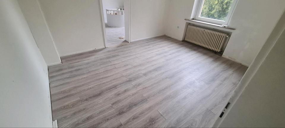 Maisonettenwohnung Duisburg Mittelmeiderich - 3 Zimmer, 80 m&sup2;, 900&euro; | Angebot:25877176