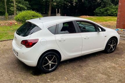 Opel Astra 219.000 km 4.000 &euro; Bottrop 46244