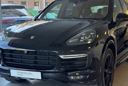 Porsche Cayenne 143.700 km 37.490 &euro; Mülheim an der Ruhr 45478