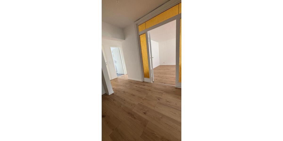 Etagenwohnung Essen Südviertel - 3 Zimmer, 85 m&sup2;, 956&euro; | Angebot:25723919
