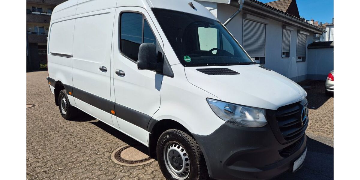 Mercedes-Benz Sprinter 298.000 km 13.500 &euro; Düsseldorf 40591