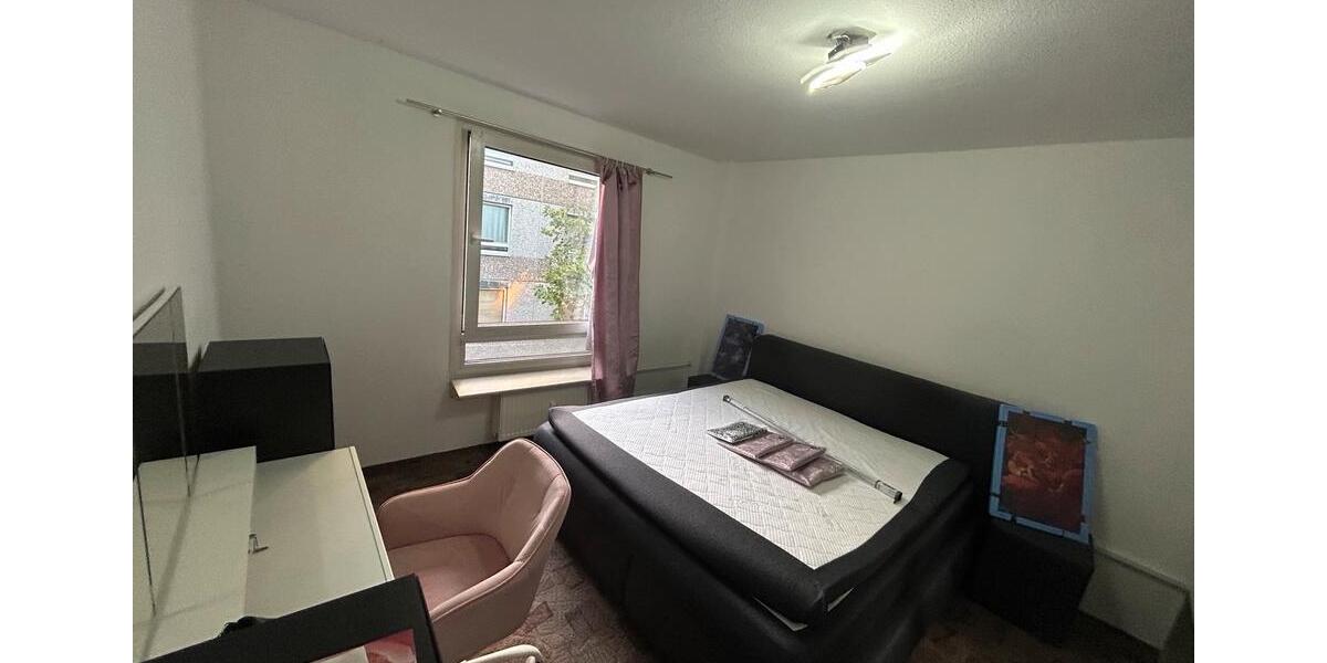 Etagenwohnung Düsseldorf Stadtbezirk 10 - 2 Zimmer, 54 m&sup2;, 830&euro; | Angebot:27551944