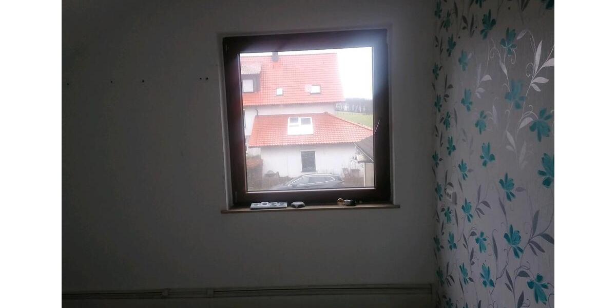 Etagenwohnung Schwelm - 2 Zimmer, 98 m&sup2;, 700&euro; | Angebot:25363535