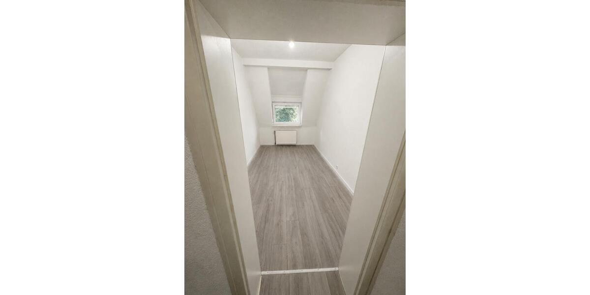 Etagenwohnung Duisburg Beeck - 3 Zimmer, 75 m&sup2;, 530&euro; | Angebot:27553779