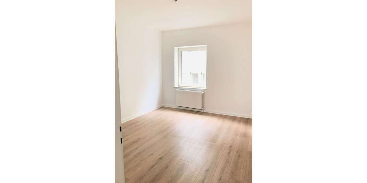Etagenwohnung Neuss Innenstadt - 3 Zimmer, 68 m&sup2;, 850&euro; | Angebot:26824285