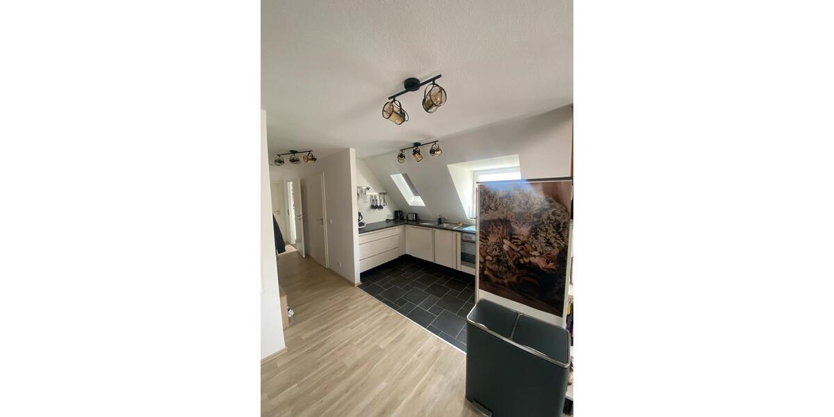 Dachgeschoßwohnung Remscheid Gemarkung Bergisch Born - 3 Zimmer, 85 m&sup2;, 1.170&euro; | Angebot:25851917