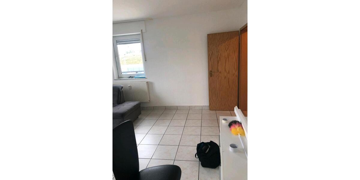 Etagenwohnung Duisburg Hochheide - 3 Zimmer, 75 m&sup2;, 900&euro; | Angebot:26039385