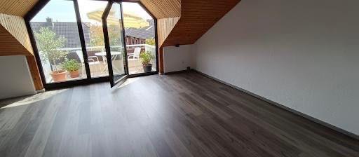 Dachgeschoßwohnung Düsseldorf Stadtbezirk 8 - 1 Zimmer, 50 m&sup2;, 680&euro; | Angebot:24741360