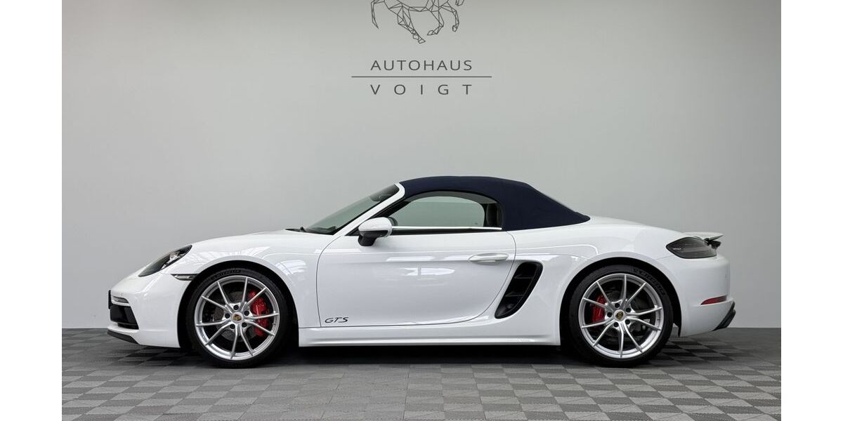 Porsche Boxster 49.900 km 71.990 &euro; Radevormwald 42477