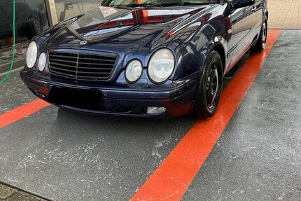 Mercedes-Benz CLK 320 175.000 km 2.700 &euro; Schwelm 58332