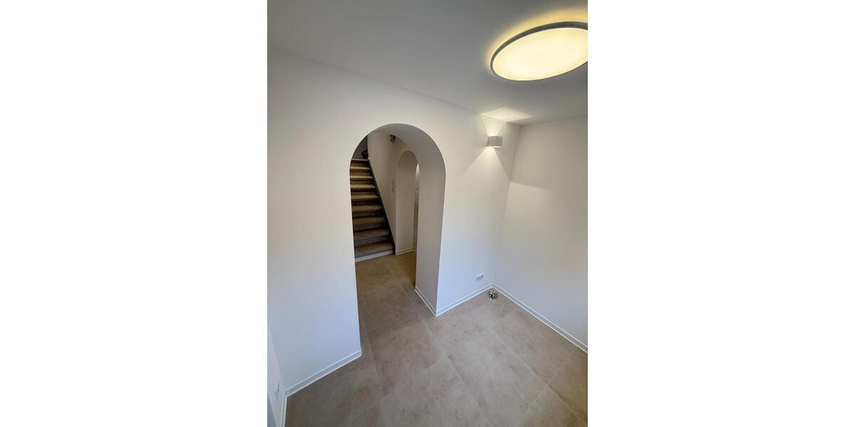 Doppelhaushälfte Essen Stadtbezirk IV - 4 Zimmer, 70 m&sup2;, 1.750&euro; | Angebot:24842318