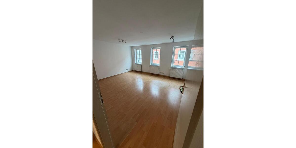 Etagenwohnung Düsseldorf Stadtbezirk 9 - 1 Zimmer, 38 m&sup2;, 550&euro; | Angebot:25232964