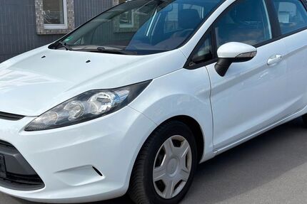 Ford Fiesta 157.518 km 2.450 &euro; Gelsenkirchen 45884