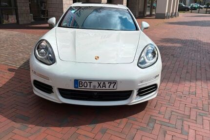 Porsche Panamera 75.000 km 33.950 &euro; Bottrop 46236