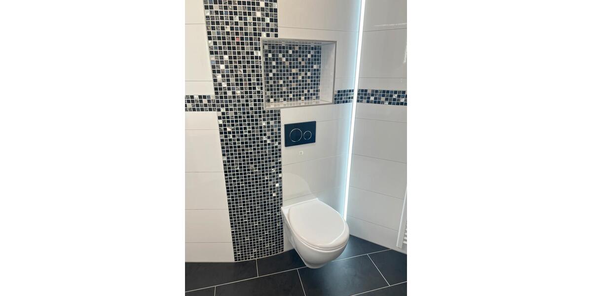 Etagenwohnung Remscheid Gemarkung Bergisch Born - 4 Zimmer, 135 m&sup2;, 1.700&euro; | Angebot:27536393