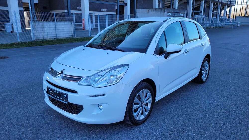 Citroen C3 76.490 km 7.900 &euro; Essen 45356