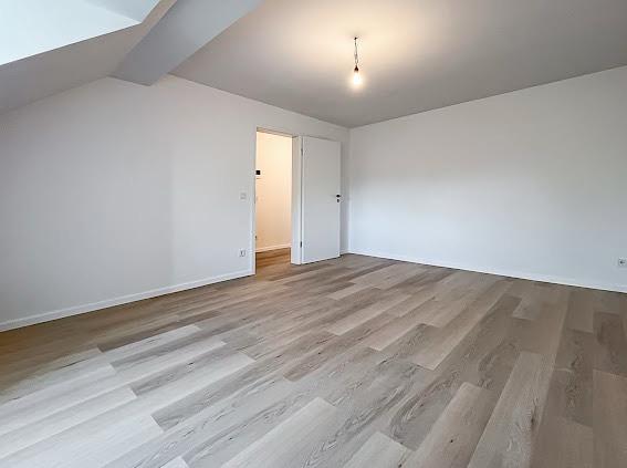 Dachgeschoßwohnung Bochum Wiemelhausen - 2.5 Zimmer, 69 m&sup2;, 897&euro; | Angebot:27572063
