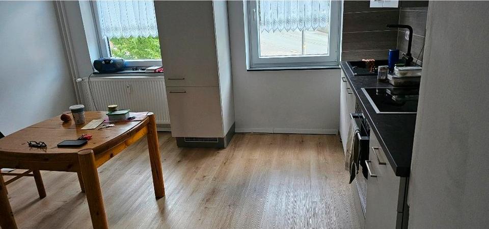 Etagenwohnung Solingen Aufderhöhe - 2 Zimmer, 65 m&sup2;, 950&euro; | Angebot:27538176