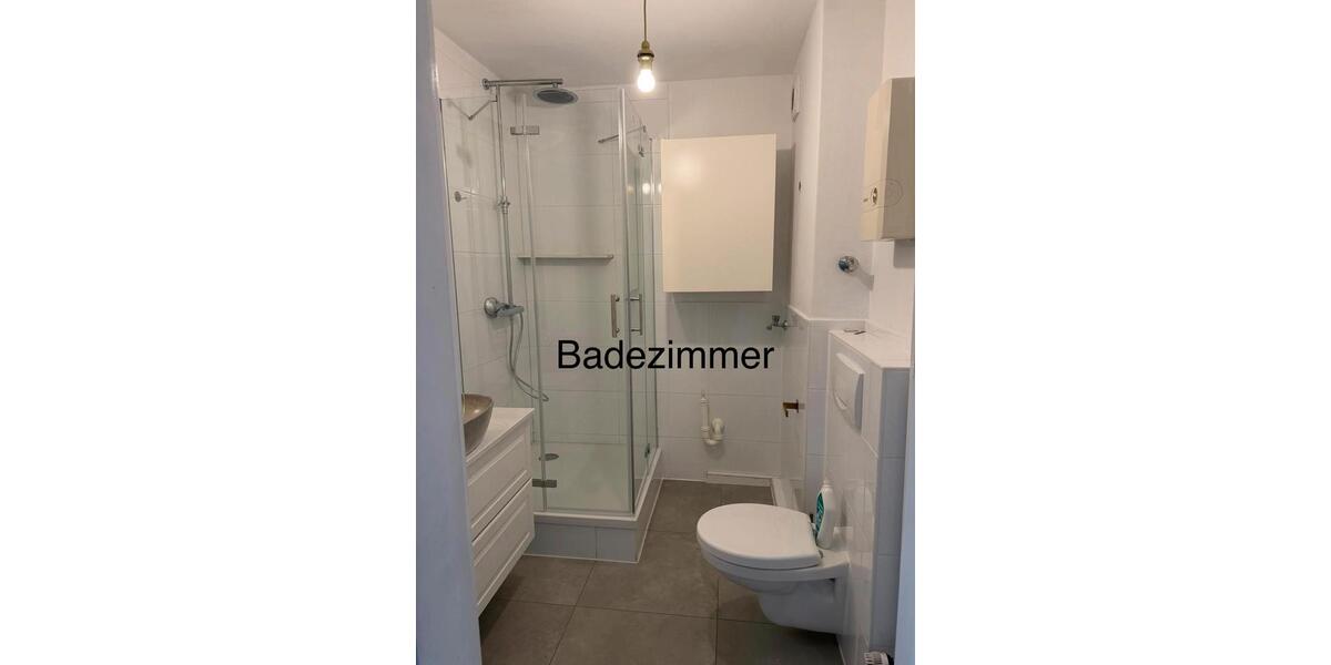 Etagenwohnung Duisburg Duisburg-Mitte - 3 Zimmer, 83 m&sup2;, 980&euro; | Angebot:27547767