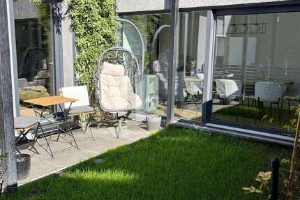 Wohnung Düsseldorf Stadtbezirk 2 - 4 Zimmer, 80 m&sup2;, 2.300&euro; | Angebot:27193478