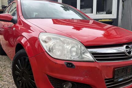 Opel Astra 214.000 km 2.990 &euro; Duisburg 47059