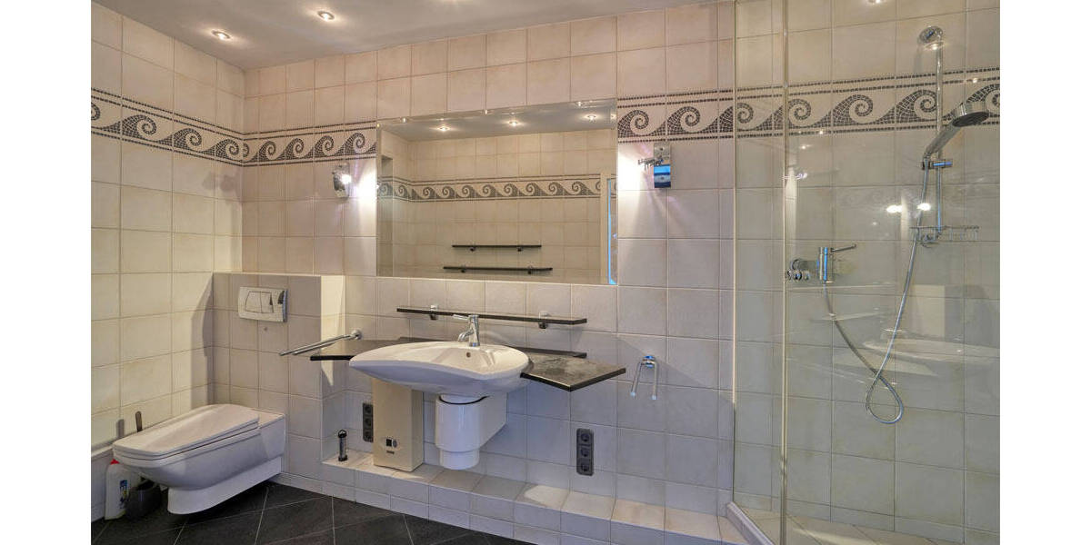 Mehrfamilienhaus, Wohnhaus Bochum Werne - 6 Zimmer, 243 m&sup2;, 725.000&euro; | Angebot:25776340