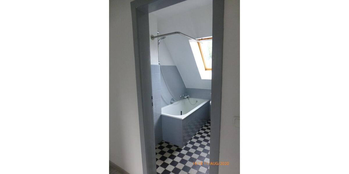 Dachgeschoßwohnung Bochum Werne - 3.5 Zimmer, 64 m&sup2;, 420&euro; | Angebot:24979726