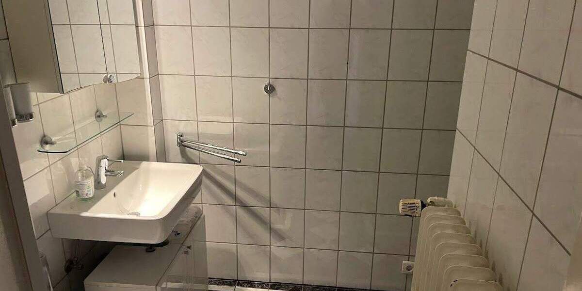 Etagenwohnung Duisburg Alt-Homberg - 3 Zimmer, 81 m&sup2;, 149.000&euro; | Angebot:25707427