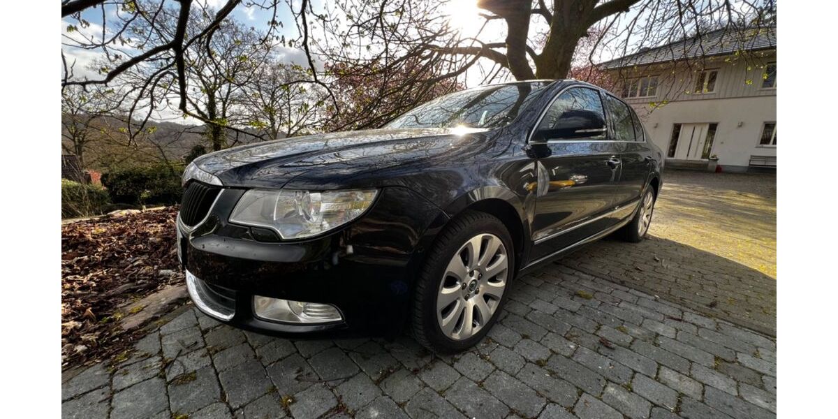 Skoda Superb 70.000 km 10.500 &euro; Solingen 42657
