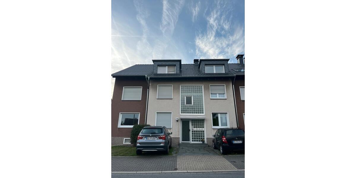 Erdgeschoßwohnung Bochum Bochum-Südwest - 4 Zimmer, 108 m&sup2;, 1.750&euro; | Angebot:27546965