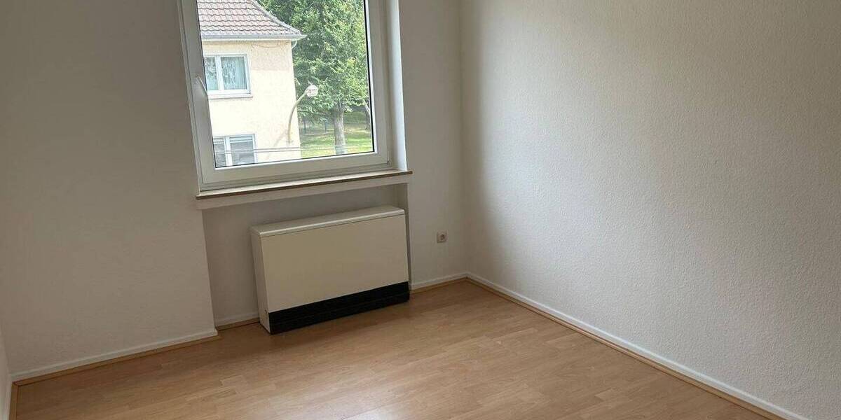 Etagenwohnung Essen Bergerhausen - 3 Zimmer, 80 m&sup2;, 580&euro; | Angebot:25668037
