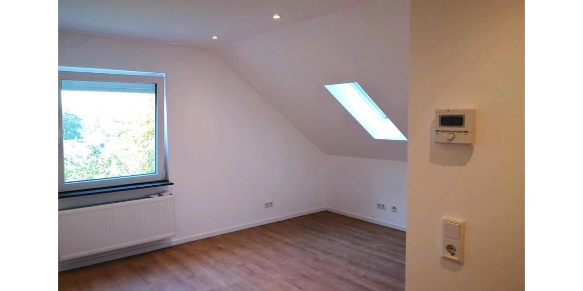 Dachgeschoßwohnung Mülheim an der Ruhr Dümpten - 2 Zimmer, 51 m&sup2;, 165.000&euro; | Angebot:27540996