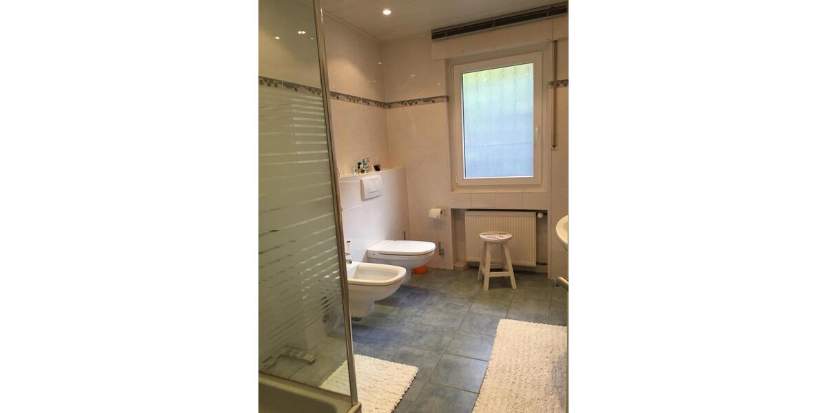 Einfamilienhaus Remscheid - 10 Zimmer, 300 m&sup2;, 550.000&euro; | Angebot:27159867